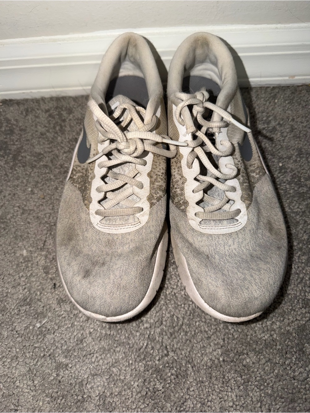 Nike Flex Contact running shoes